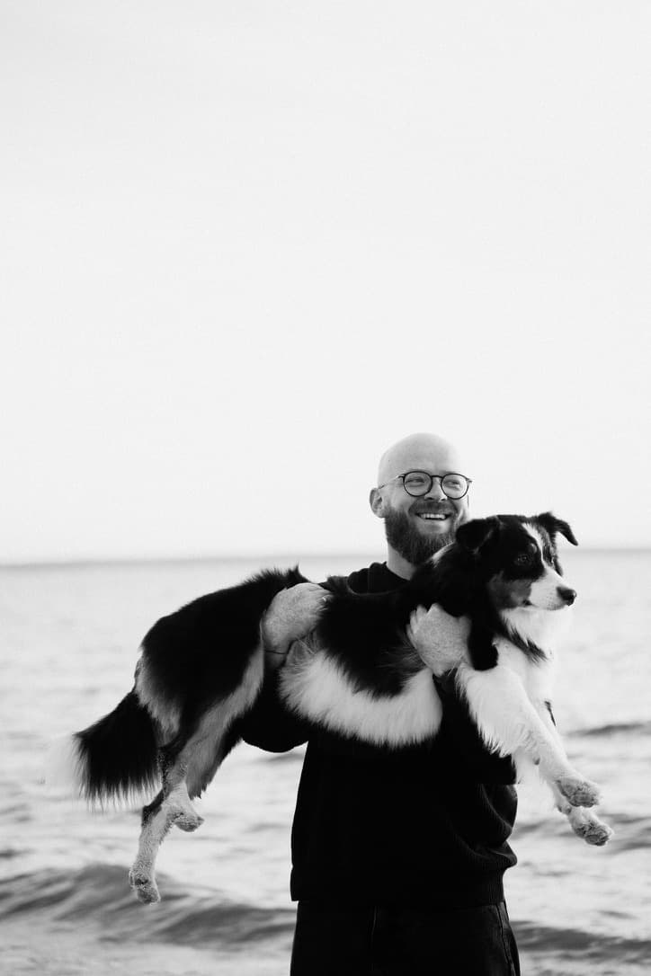 Oleksandr Ratushnyi With Lapsi